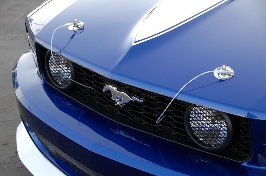 Детали экстерьера Saleen S281 Gurney Signature Edition 2008 года  (фото 8 из 35)